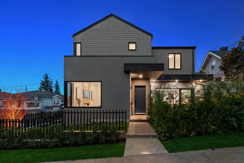 1605 E 21ST AVENUE - photo 3 of 25