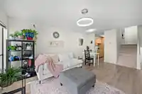 23 17700 60 AVENUE - thumbnail 3