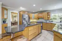 16382 77 AVENUE - thumbnail 9