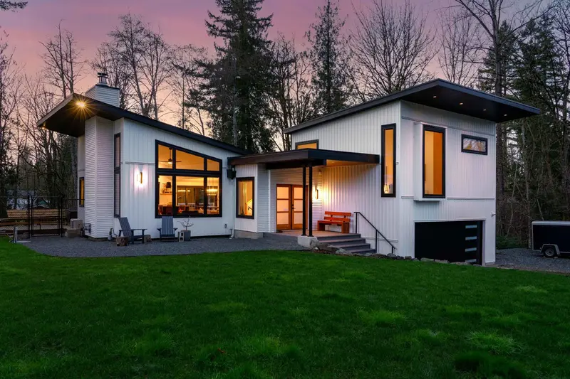 7869 229 STREET - photo 4 of 25