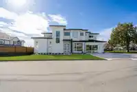 9185 139 STREET - thumbnail 2