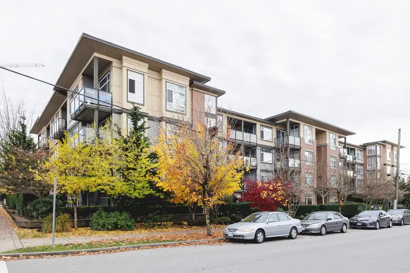 408 10788 139 STREET - photo 2 of 25