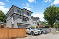 5666 149A STREET - thumbnail 34