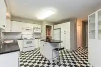 278 13888 70 AVENUE - thumbnail 2