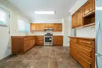 14654 106 AVENUE - thumbnail 9