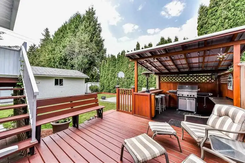 12895 98A AVENUE - photo 2 of 2