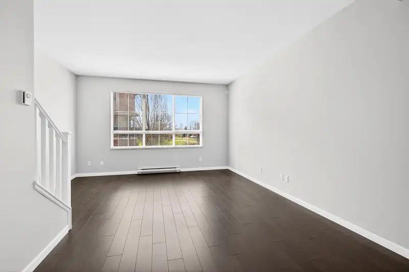 66 19505 68A AVENUE - photo 4 of 39