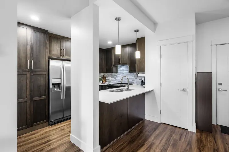 311 2465 WILSON AVENUE - photo 3 of 25