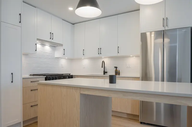 414 27218 ALDERGROVE TOWN CENTER DRIVE - photo 1 of 25