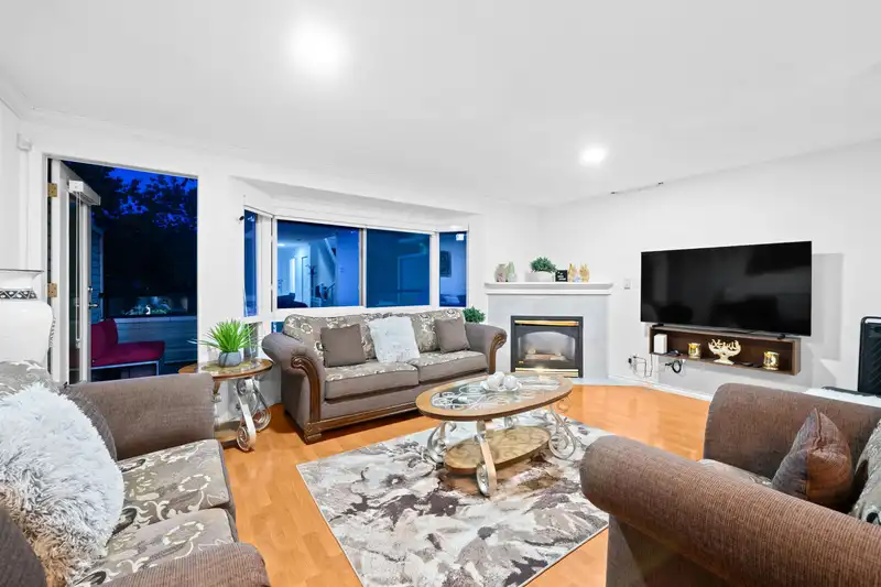 19 13640 84 AVENUE - photo 3 of 14