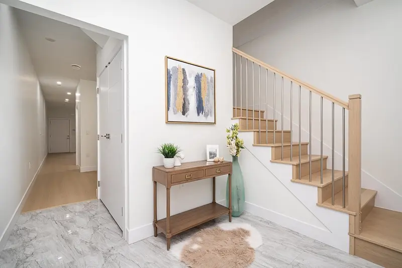 3435 FRANKLIN STREET - photo 2 of 25