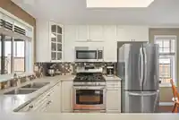 18555 57 AVENUE - thumbnail 8