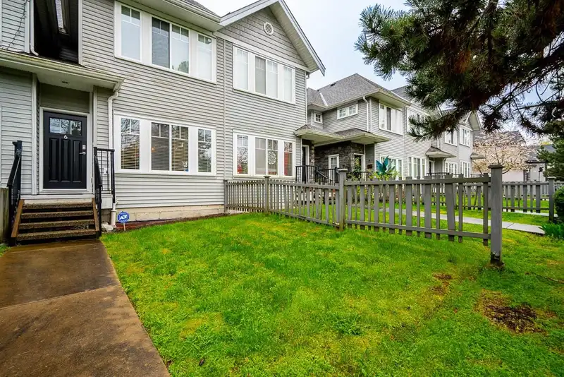 6 13864 HYLAND ROAD - photo 4 of 36
