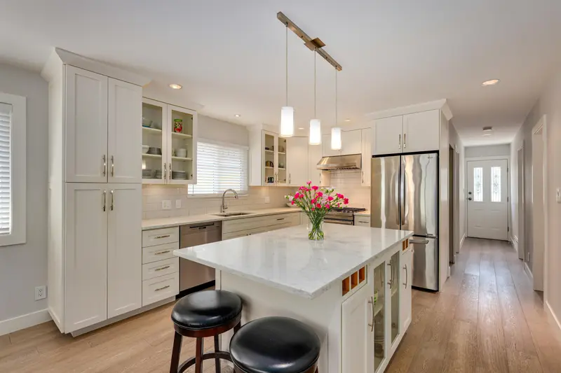 1433 DORAN ROAD - photo 2 of 25