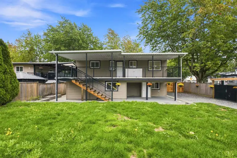6285 173A STREET - photo 3 of 34