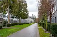 153 8168 136A STREET - thumbnail 22