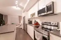 153 8168 136A STREET - thumbnail 8