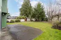 10446 FRASERGLEN DRIVE - thumbnail 32