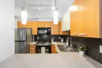 309 10455 UNIVERSITY DRIVE - thumbnail 3