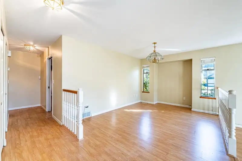 16193 GLENBROOK PLACE - photo 4 of 27