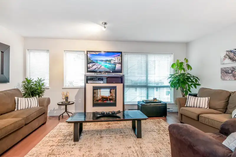 72 6671 121 STREET - photo 4 of 31