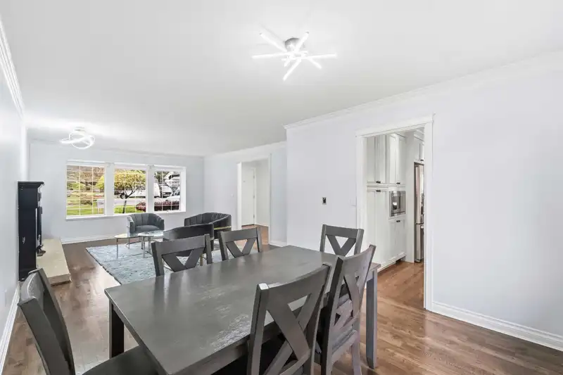 15751 98A AVENUE - photo 4 of 20