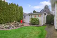 9424 154A STREET - thumbnail 31