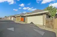 6911 144A STREET - thumbnail 4
