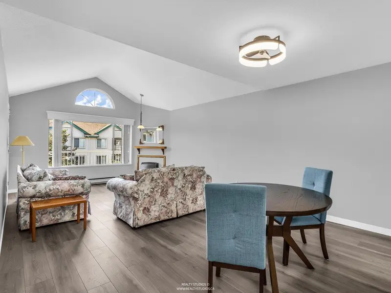 312 5375 205 STREET - photo 4 of 25