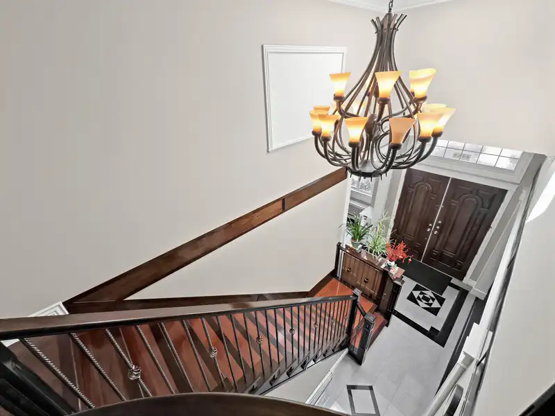 9280 134 STREET - photo 4 of 37