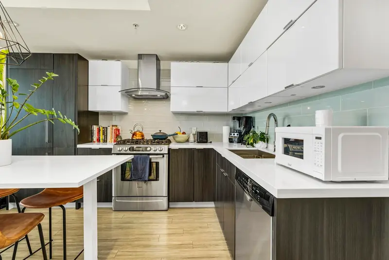 1604 1775 QUEBEC STREET - photo 4 of 25