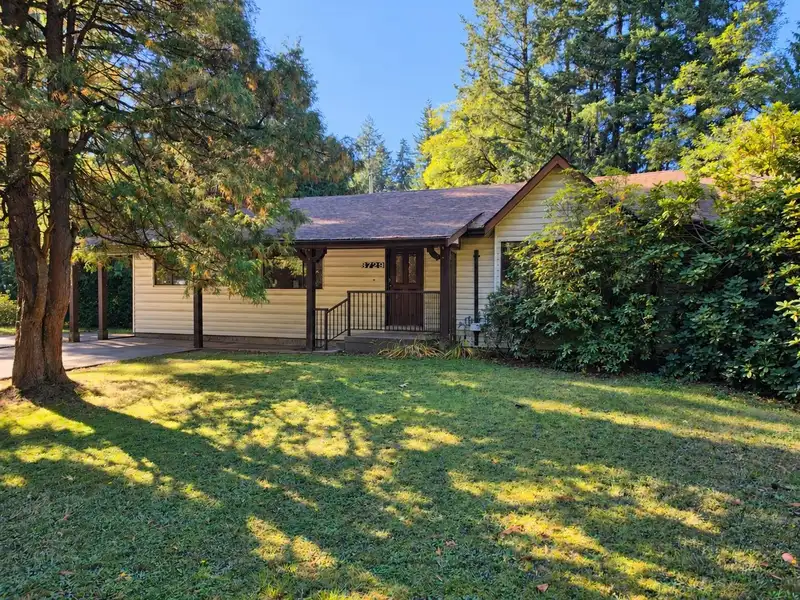 8729 192 STREET - photo 2 of 33