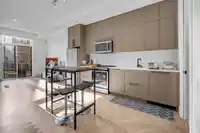 99 17568 57A AVENUE - thumbnail 4