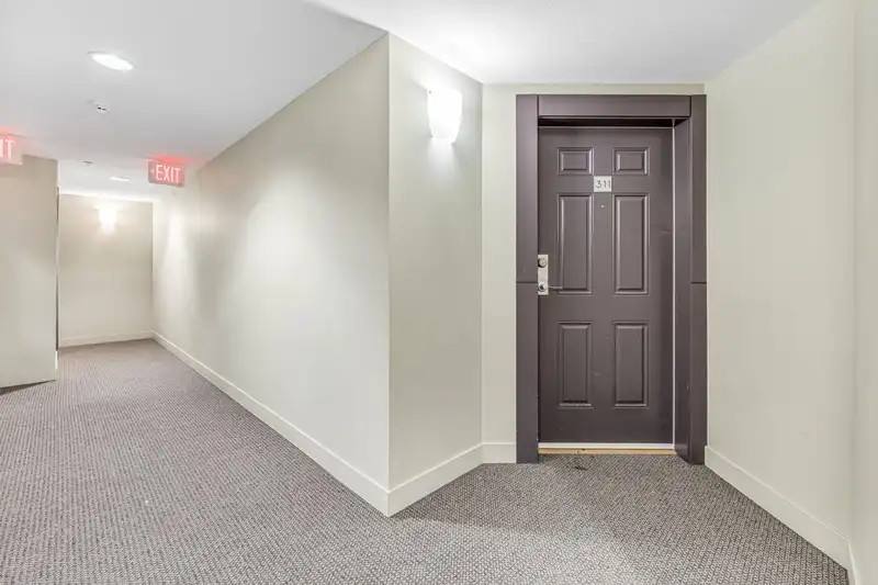 311 19366 65 AVENUE - photo 3 of 27