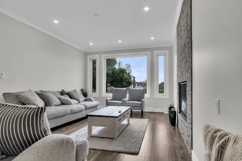 6748 123A STREET - photo 4 of 26