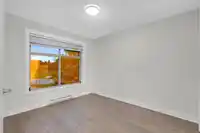 211 13555 GATEWAY DRIVE - thumbnail 13