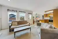 8579 142A STREET - thumbnail 9