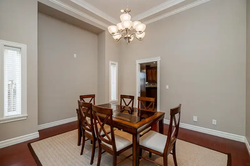 15967 110A AVENUE - photo 4 of 26