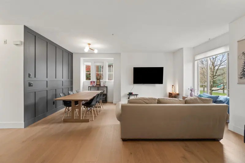 2561 EAST MALL - photo 2 of 23