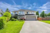 6084 185 STREET - thumbnail 1