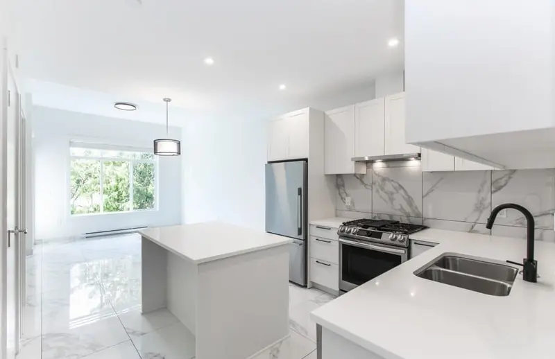 109 5415 BRYDON CRESCENT - photo 1 of 20