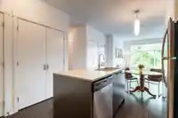 326 18818 68 AVENUE - thumbnail 5
