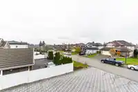 7319 145A STREET - thumbnail 30