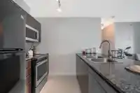 1102 13618 100 AVENUE - thumbnail 9