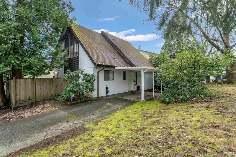 6717 141 STREET - photo 1 of 25