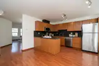 5 8638 159 STREET - thumbnail 2