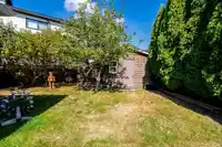 6128 185B STREET - thumbnail 34
