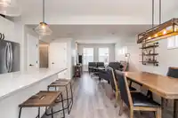 4 5945 176A STREET - thumbnail 10