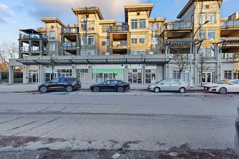 318 10180 153 STREET - photo 1 of 32