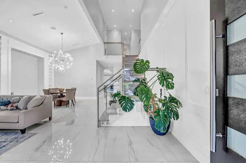 6474 131A STREET - photo 3 of 40